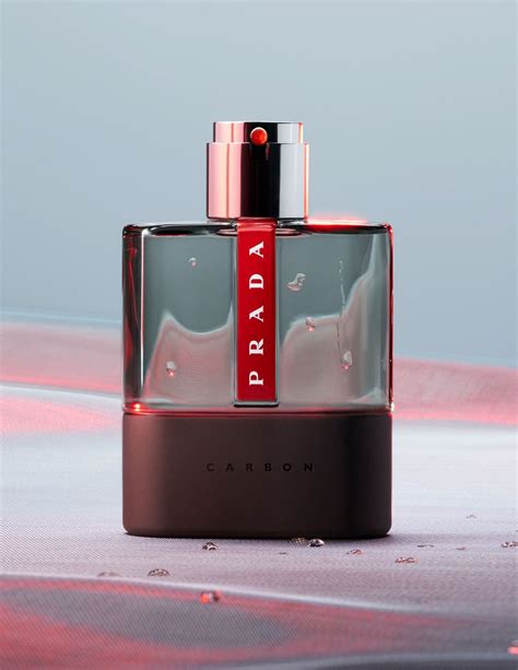 Versace Dylan Blue vs Prada Luna Rossa Carbon : r/fragrance